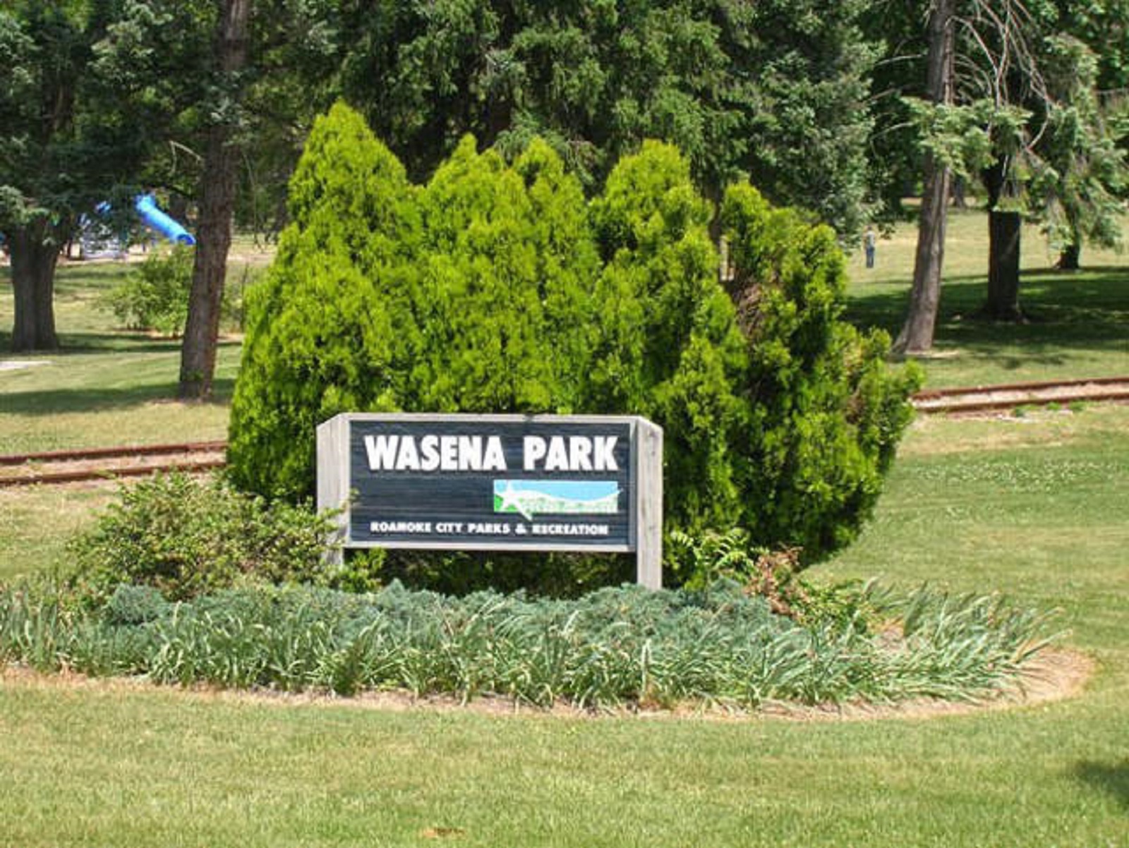 Waseca Sign WELCOME TO WASENA!